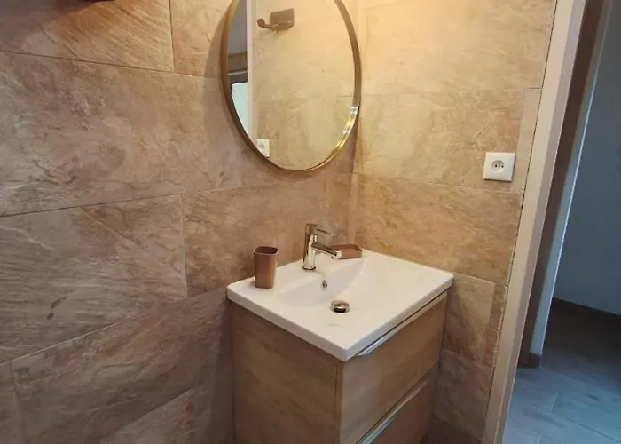 Le Jasmin T2 Renovated Air Conditioning Wifi And Parking Apartmán Balaruc-les-Bains